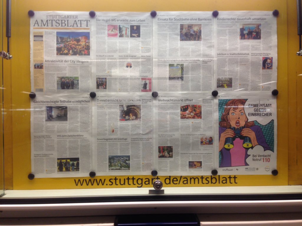 Stuttgart erstaunt mich immer wieder. Da ist doch an den U-Bahn-Gleisen offenbar der Vorläufer des i-pads zu finden😊Und das tagesaktuell. Danke #stuttgart.de/amtsblatt