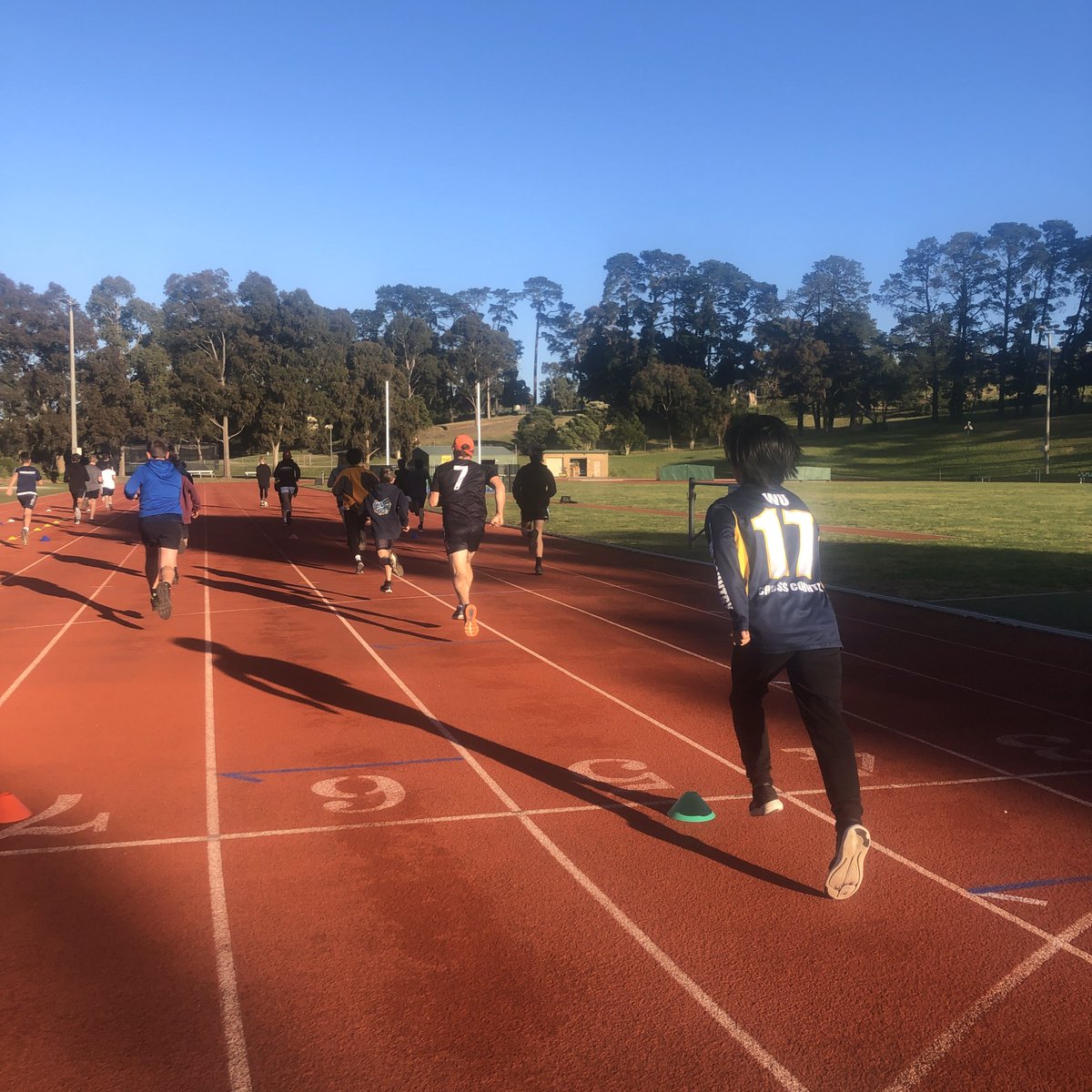 MsTarynBates's tweet photo. A great final morning of athletics training @WhitefriarsColl - well done everyone! #wfclearning https://t.co/vfpuGVkIvF