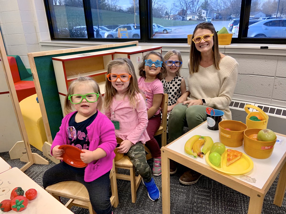 #grateful is: the opportunity to watch your kid DRIVE THE BUS to the glasses store!! 😭❤️ #inclusionmatters @multiage4kpage