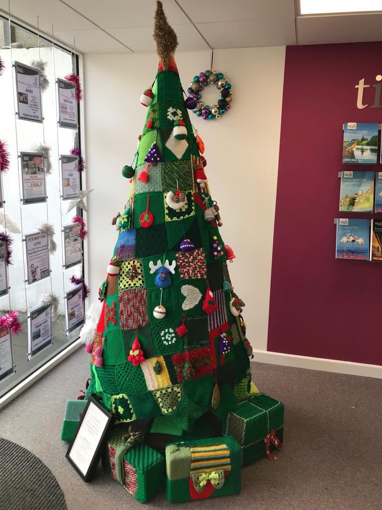 🎄🎄So today we unveiled our fabulous Christmas Tree which has been knitted and crocheted by members of Beaches &amp; Cream WI, Newquay WI, Lane &amp; District WI and St Columb Minor WI in a joint project to celebrate CFWI’s Centenary year.🎄🎄