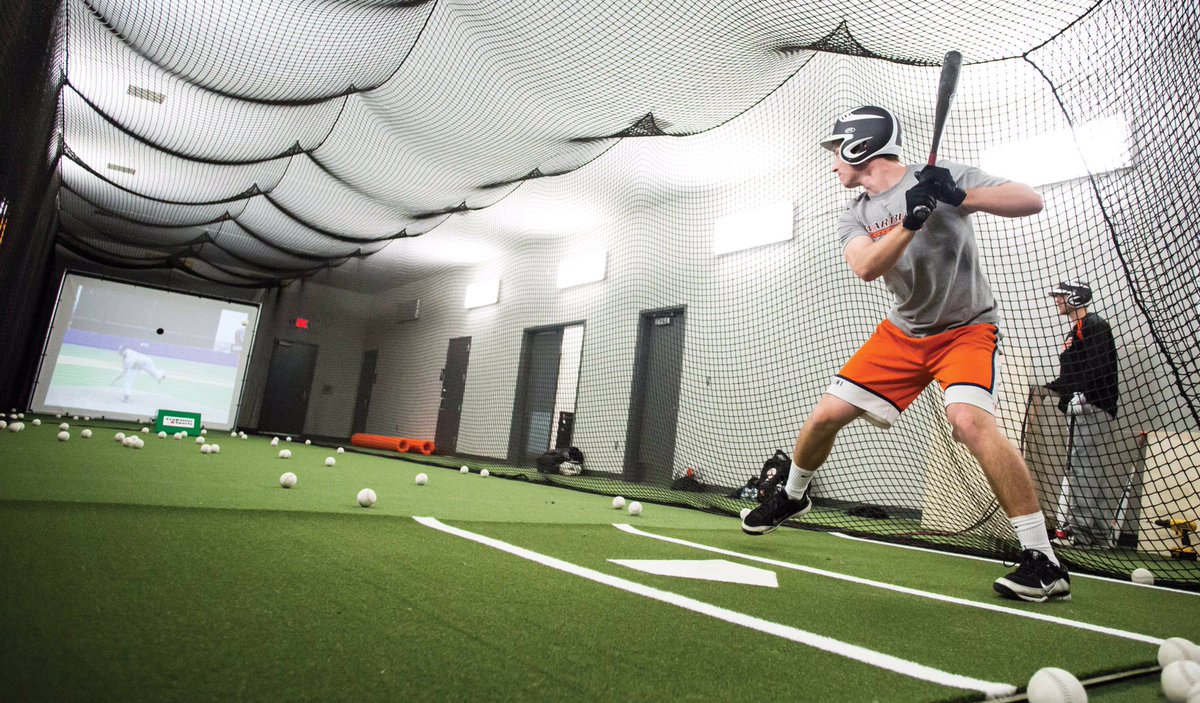 stuuubz_24's tweet photo. Blessed and excited to announce my commitment to continue my academic and baseball career at Wartburg College! I’d like to thank my family, friends, coaches, and teammates to help me get to where I am today. Go Knights! https://t.co/9iU0zF7g43