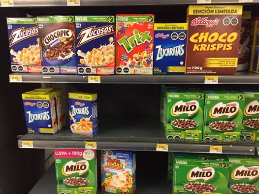 SinAzucarOrg's tweet photo. ¿Sabías que en Chile no se permite mostrar personajes infantiles en las cajas de cereales?

Esta es una de las medidas que han logrado reducir el consumo de azúcar. 
#EnviadoAzúcar https://t.co/1HeiUAIIOl
