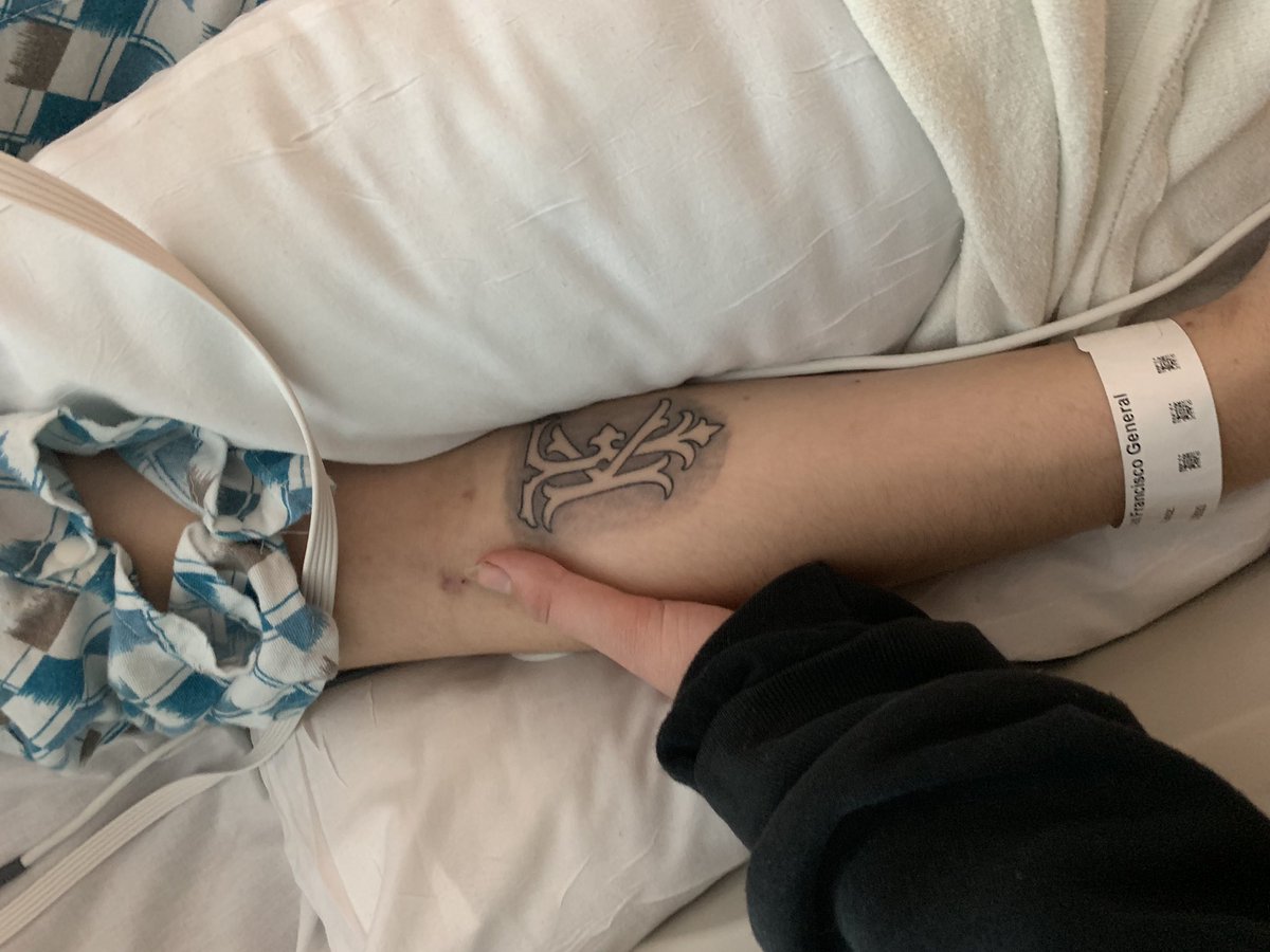 sakekat's tweet photo. REST IN PEACE BABY THANK U FOR BEING THE BEST BOYFRIEND i am so fortunate to have loved you and been loved by you in this lifetime #DANNYSWORLD https://t.co/Wyfl0d1ziX