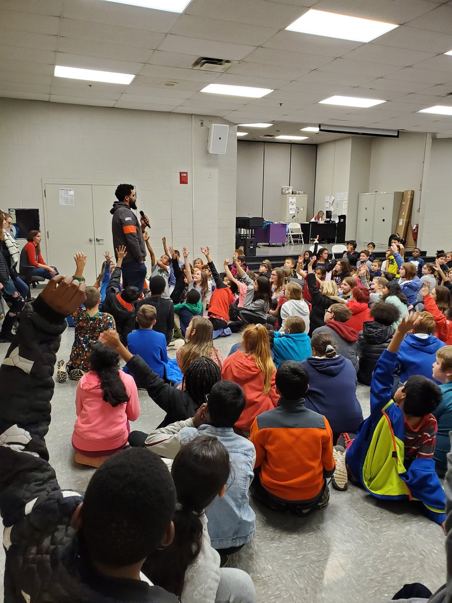 As we enter the Thanksgiving holiday, <a href="/WoParkSharks/">Worthington Park Elementary School</a> give thanks to Brian Soppelsa and <a href="/JHughes3rd/">John hughes III</a>  for talking with us about mindfulness and perseverance!  #ItsWorthIt