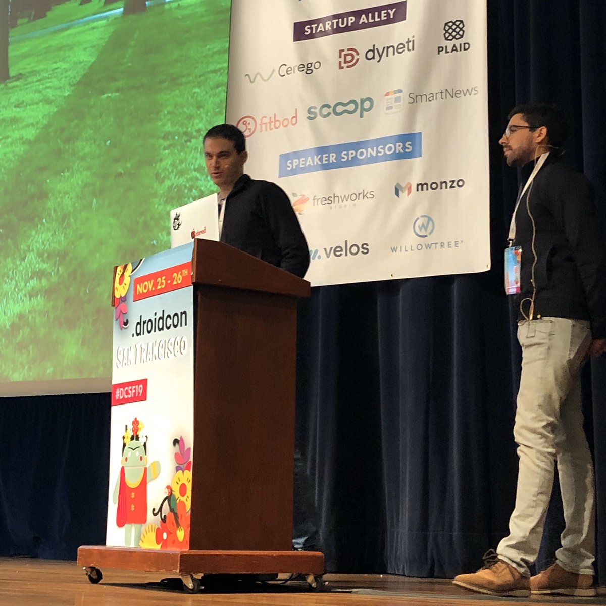 chrismckinneylg's tweet photo. Always cool seeing some of your customers on stage at #DCSF19 

Congrats to @PinterestEng and @Box on showcasing their hard work on UI testing and enterprise security. 

#computerfutures #TheMobilers https://t.co/LT1zsKspsY
