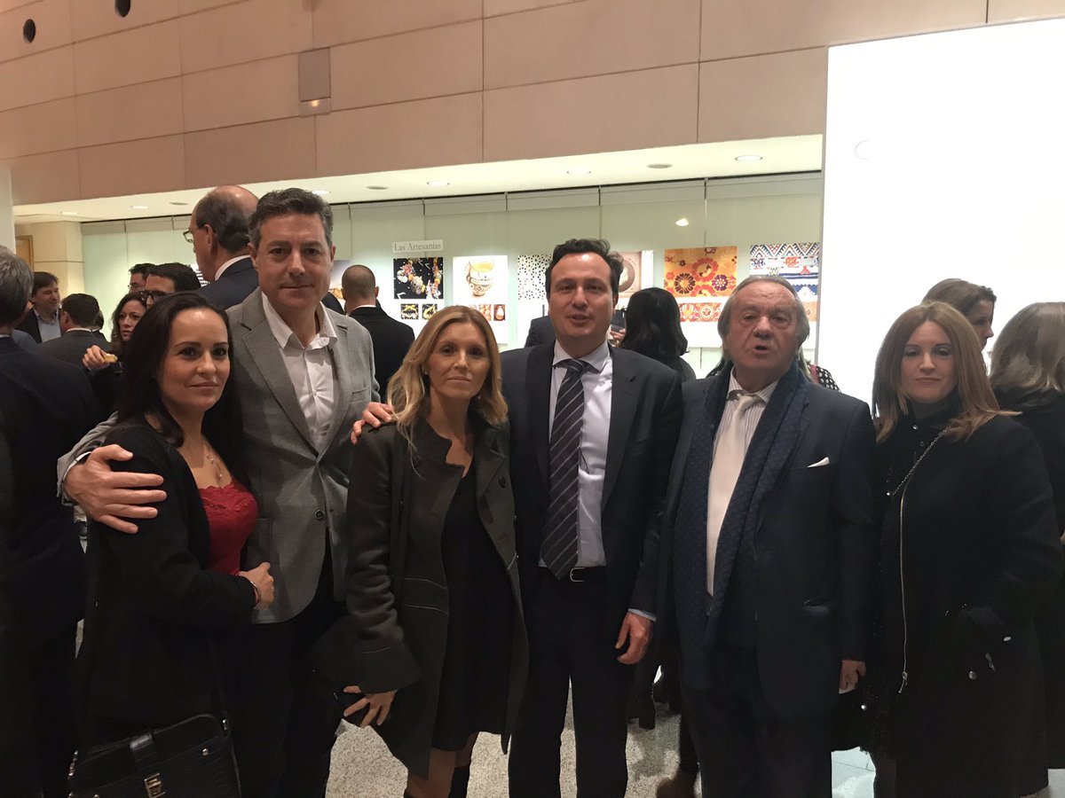 AEMON (@aemon_asoc) on Twitter photo Empreses d’#AEMON assisteixen a la Nit de la Economia Valenciana <a href="/Zummo_official/">Zummo</a> #RNS @camaravalencia <a href="/CamarasCV/">CamarasCV</a> <a href="/presscamaraVLC/">Prensa Cámara VLC</a> <a href="/AytoMoncada/">Ajuntament Montcada/Moncada</a> <a href="/Alfarajuntament/">Alfara del Patriarca</a> <a href="/AytoNaquera/">Ajuntament Nàquera</a> <a href="/Aytobetera/">Ajuntament Bétera</a> <a href="/AquiHortaNord/">El Periódico de Aquí de l'Horta Nord</a> <a href="/ElTierno_es/">El Tierno</a> <a href="/Infortisa/">Infortisa Mayorista de Informática</a> <a href="/josemorenolopez/">Jose Moreno</a> <a href="/Grupo_BdB/">BdB</a> <a href="/aunaseguros/">.</a> <a href="/BeteraInfo/">BeteraInformacio.es</a> Empreses d’#AEMON assisteixen a la Nit de la Economia Valenciana <a href="/Zummo_official/">Zummo</a> #RNS @camaravalencia <a href="/CamarasCV/">CamarasCV</a> <a href="/presscamaraVLC/">Prensa Cámara VLC</a> <a href="/AytoMoncada/">Ajuntament Montcada/Moncada</a> <a href="/Alfarajuntament/">Alfara del Patriarca</a> <a href="/AytoNaquera/">Ajuntament Nàquera</a> <a href="/Aytobetera/">Ajuntament Bétera</a> <a href="/AquiHortaNord/">El Periódico de Aquí de l'Horta Nord</a> <a href="/ElTierno_es/">El Tierno</a> <a href="/Infortisa/">Infortisa Mayorista de Informática</a> <a href="/josemorenolopez/">Jose Moreno</a> <a href="/Grupo_BdB/">BdB</a> <a href="/aunaseguros/">.</a> <a href="/BeteraInfo/">BeteraInformacio.es</a>