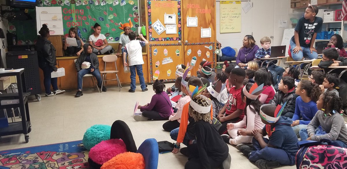 pmoylan1029's tweet image. Thank you fourth grade for an awesome Thanksgiving Readers Theater performance today! Great job! #buddyclass