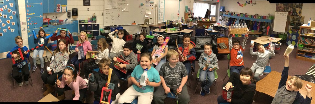 What a great day for a Junk Orchestra. #prideofll ⁦@LLawrenceElem⁩