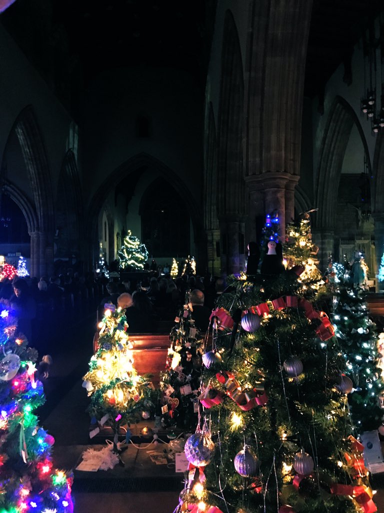 xmastreefest's tweet photo. The lights are on #xmastreefest19 is good to go!
See you in the morning doors open 10am
£2.50 for adults kids go FREE
#Christmas #Loughborough https://t.co/KuDeCa3KoH