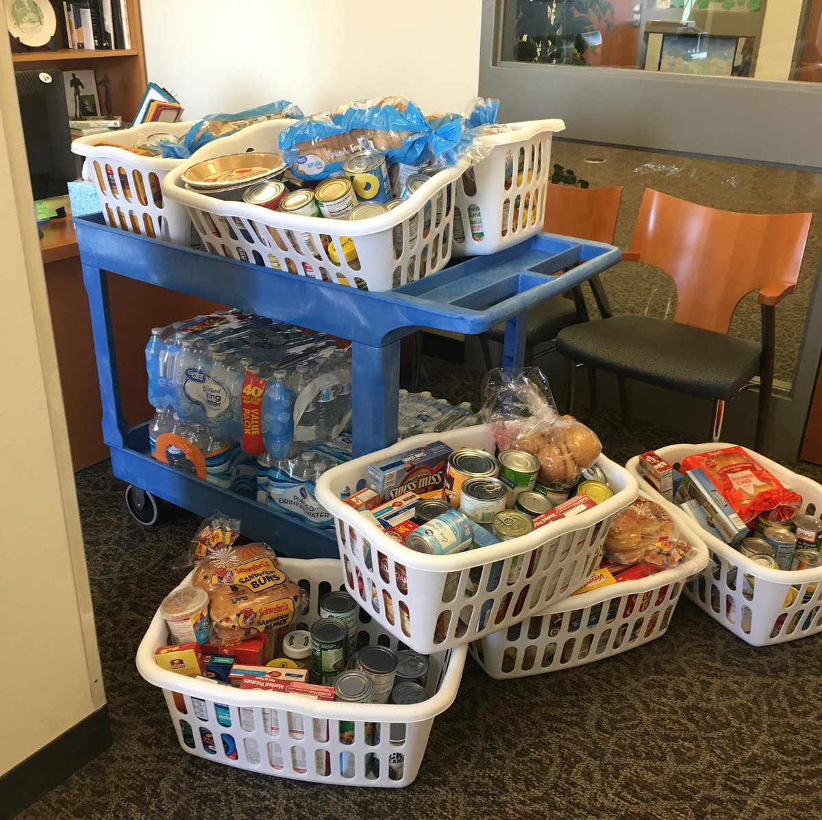 OhioGreekLife's tweet photo. This is just part of the donations our sorority and fraternity community pulled together for OU students and local families for Thanksgiving. We are so #thankful to be able to give back to the place we call home.  

#GreekPrOUd https://t.co/LIIkpFq2du