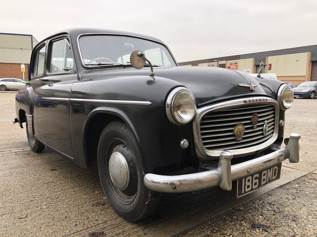 LewisRabett's tweet image. A proper classic- 1954 Hillman, owned by the same family from new, complete with original order form and even its petrol ration books, auction date 4th December #hillman #rootes #classiccar