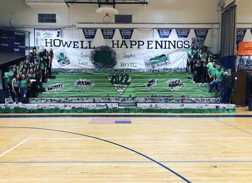 BOTC 2019!!! Thanks to all the officers and reps who made this possible. Come in through the B wing doors - let’s do this thing!!! <a href="/misspetschHHS/">Miss Petschenik</a> 💚💚
