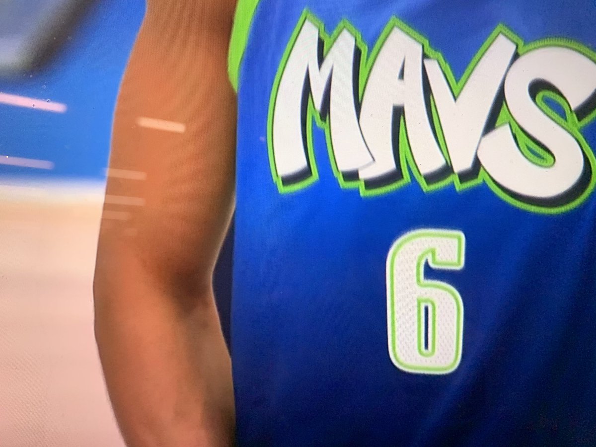 LopezSelby31's tweet photo. I must admit, the #MAVSCITY court is growing on me. I’m undecided on the jerseys, but they’re not nearly as bad as I thought they would be. #MFFL https://t.co/IwiNtClPha