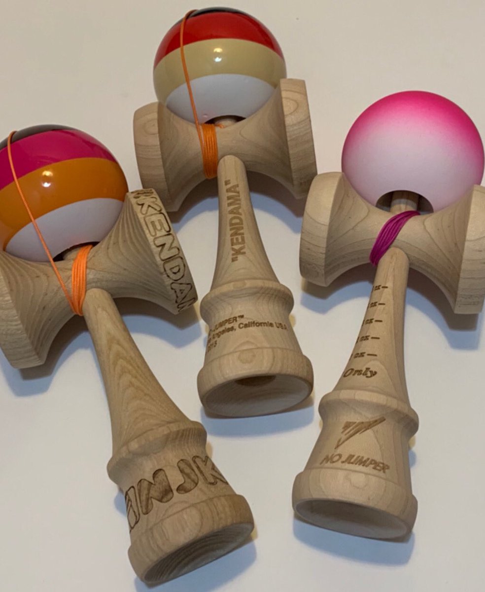 Adam 22 kendama