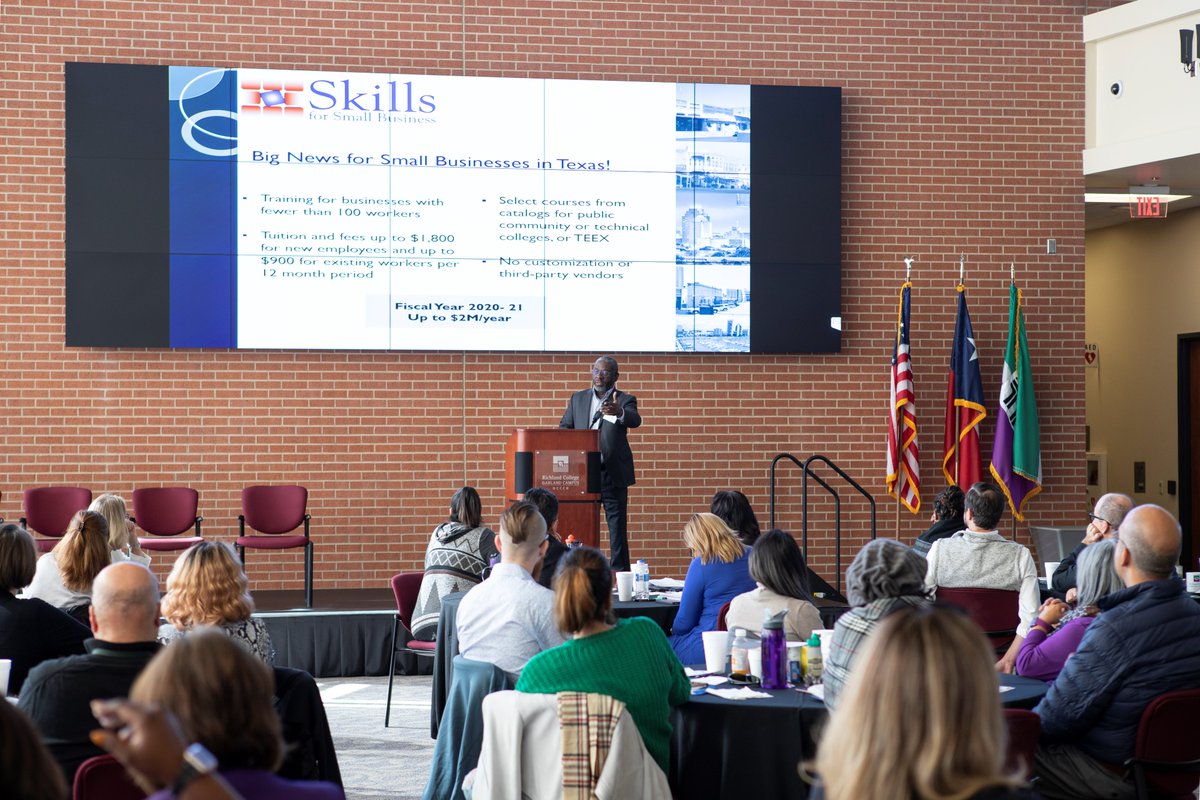 DaleARobertson's tweet image. Enjoyed participating in the Texas Administrators of Continuing Education (TACE) - North Region conference. Working together to develop the workforce talent needed by businesses. @TXWorkforce,  @dcccd, @GraysonCollege