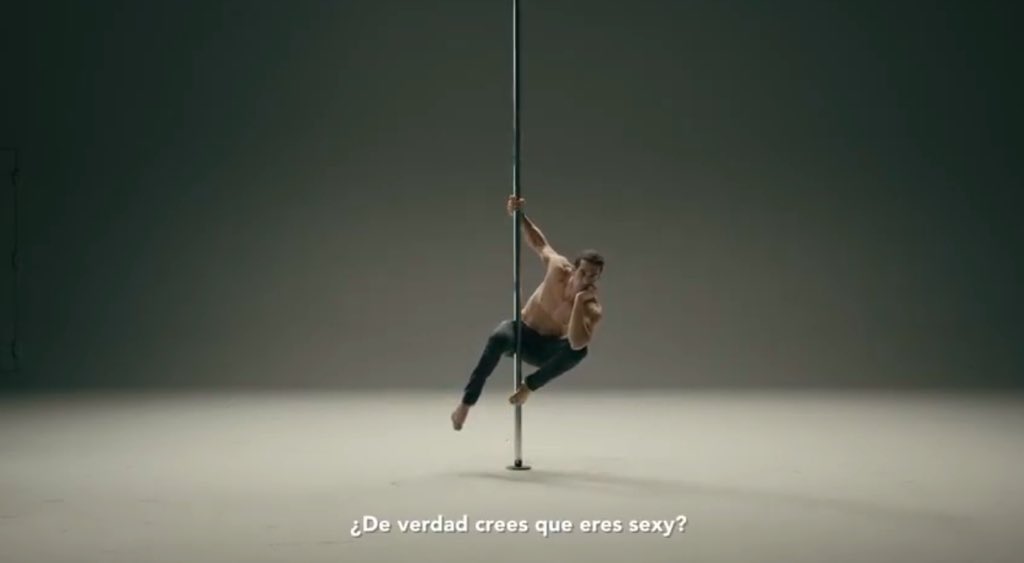creatividadarg's tweet photo. ORO X2 en TV y otras pantallas + ORO Craft tv : “I love you hater” @Sprite_Ar @CocaColaAr Agencia Santo Buenos Aires #diente2019 https://t.co/Jsf75nAZuw