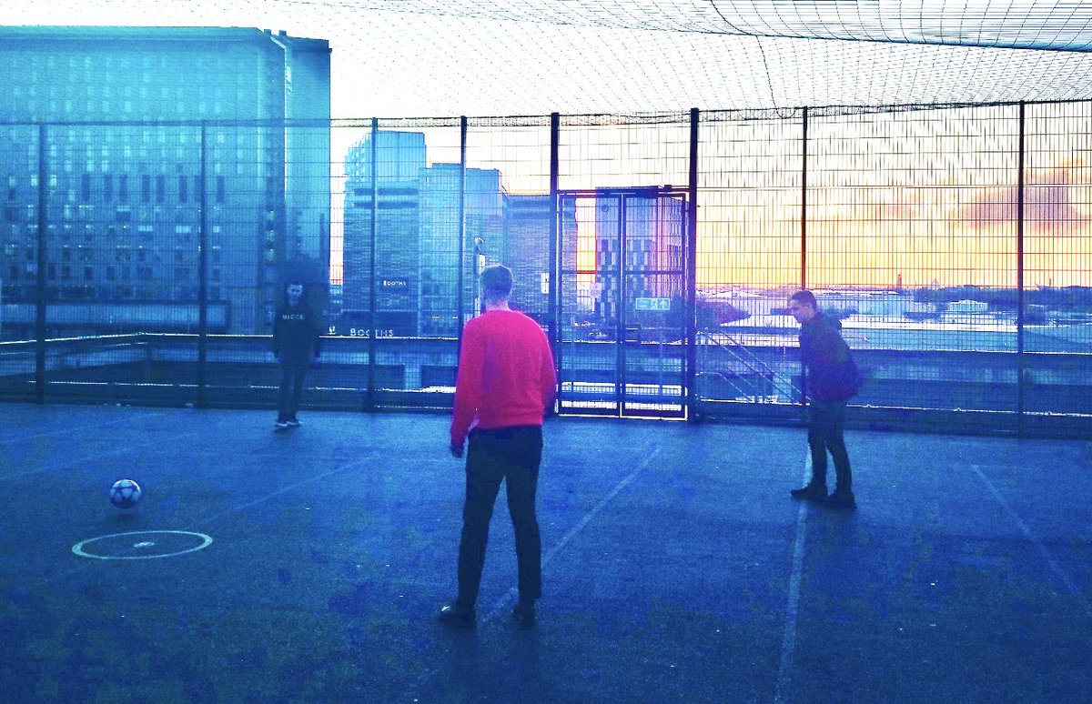 alexfenton's tweet photo. Great having a kick about on the roof of @UTCMediaCityUK with @PauliLoukola & my @salfordbizsch sport students earlier as part of our #CreativeEnt event exploring esports, VR & physical activity @leahgillooly @cristinavas @AMC_83 @andymiah @CultSociologist @Prof_Chadwick https://t.co/GiLSsom9LS