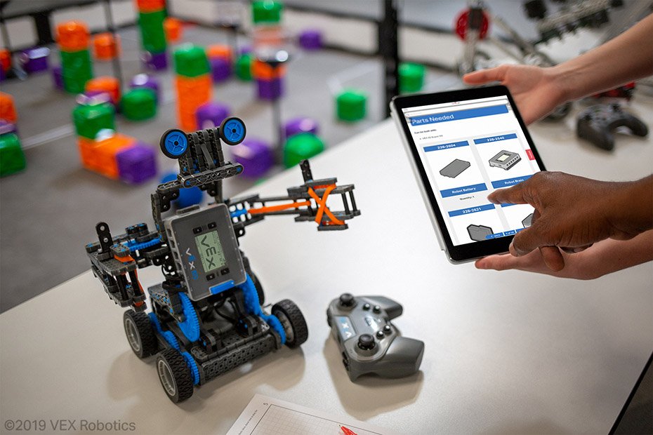 Spread the word! In one week, VEX is hosting a (free) webinar all about the latest resources and tools in robotics created FOR educators BY educators- December 3 at 7PM ET/6PM CT. Just save this webinar link for the big day: bit.ly/2KEUnWc 😃
