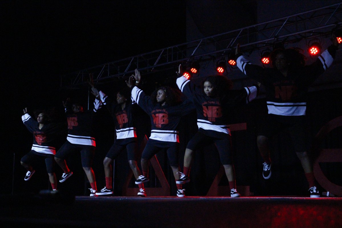 MSU_SA's tweet image. Some of our favorite shots we took last Friday at the @NPHC_MSSTATE Homecoming Step Sow!