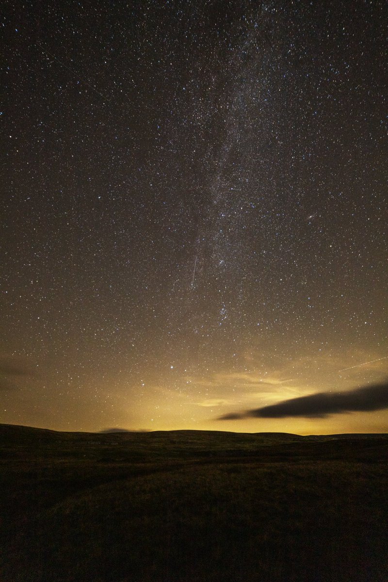 mikesaltsman194's tweet photo. Thinking maybe Astro shoot Friday at Ribblehead viaduct Friday poss more of these #milkyway #longexosure and try out the #moveshootmove tracker and the #benbo1tripod @Benbo_UK @CanonUKandIE @CanonEMEApro I’ll bid u goodnight https://t.co/kAutZdWIGe