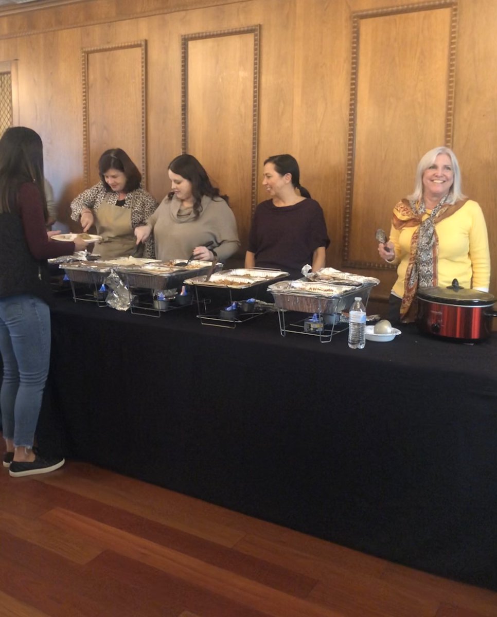 NYIT_VIP's tweet photo. AND to our faculty who โ without their tremendous efforts โ this event would not be possible. We are #thankful for everyone took part in our #community event, be well and enjoy your Thanksgiving Holiday! ๐ #nyitvip #newyorktech #collegelife #transitionprogram #gratituesday https://t.co/ZnB61gntnr