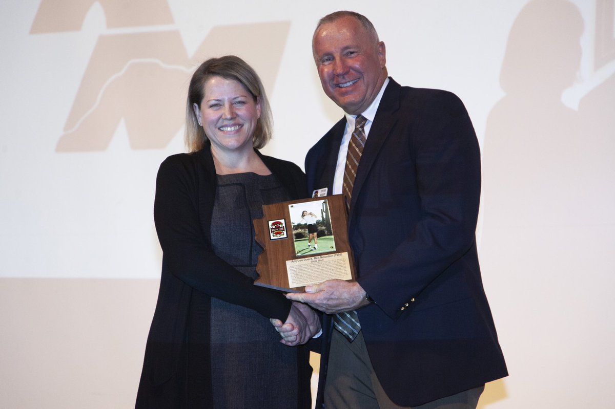 RMAthletics's tweet image. Congrats former Red Mtn Golfer Amylou Dueck. Last night, she was inducted into the Mesa City Sports Hall of Fame. #StandAsOne #GoLions