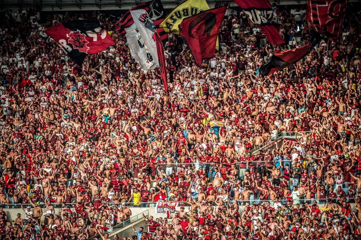 Flamengo's tweet image. Informação: Ingressos esgotados para Flamengo x Ceará, nesta quarta, no Maracanã #CRF