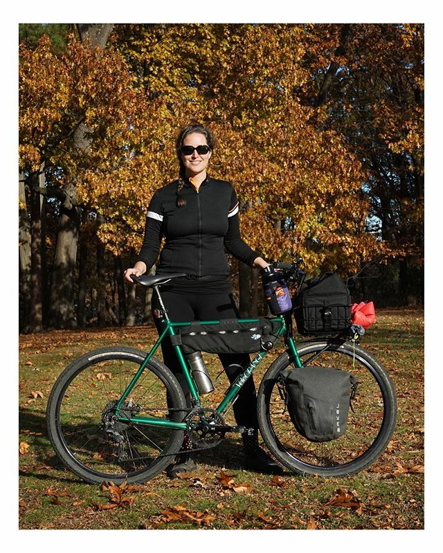 Lisa from @7starscycles and her rad @velo_orange Polyvalent. Thanks for coming through, and safe travels. ✌🏼 #veloorangepolyvalent ift.tt/2QUyFl6