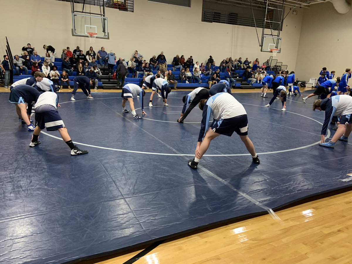 jcjetswrestling's tweet photo. About to get the 2019 season started!! #GreattobeaJet #GoJets https://t.co/4sD1h8ACVD