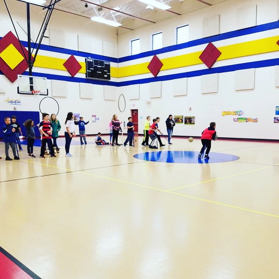 5thGarfield402's tweet photo. We got to play some quidditch today!! Thanks to Cassidy from the KU Quidditch team for teaching our kids how to play!! #futurequidditchplayers @Garfield402 https://t.co/Xr7IhQxwFx
