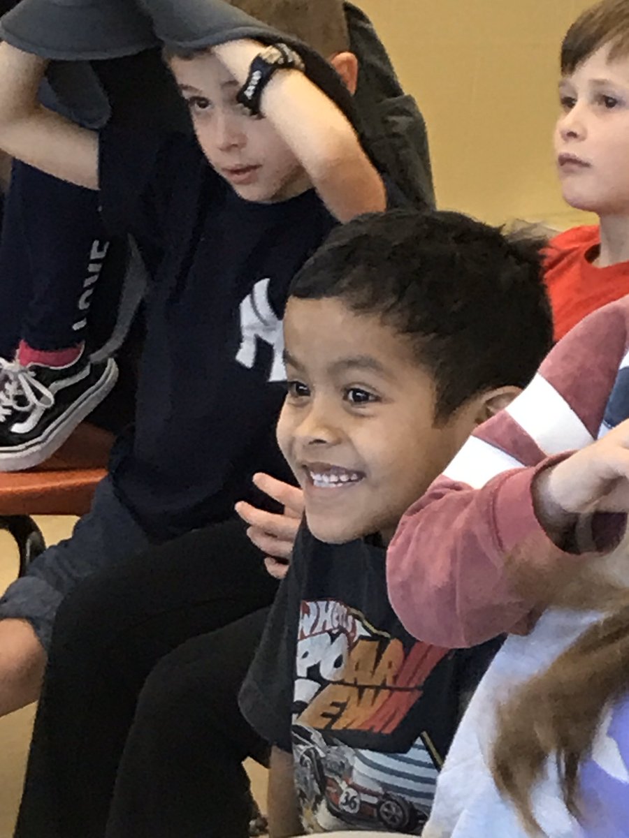 asolimin's tweet photo. Look at that smile while listening to a bilingual story! https://t.co/EzONPWgrw7