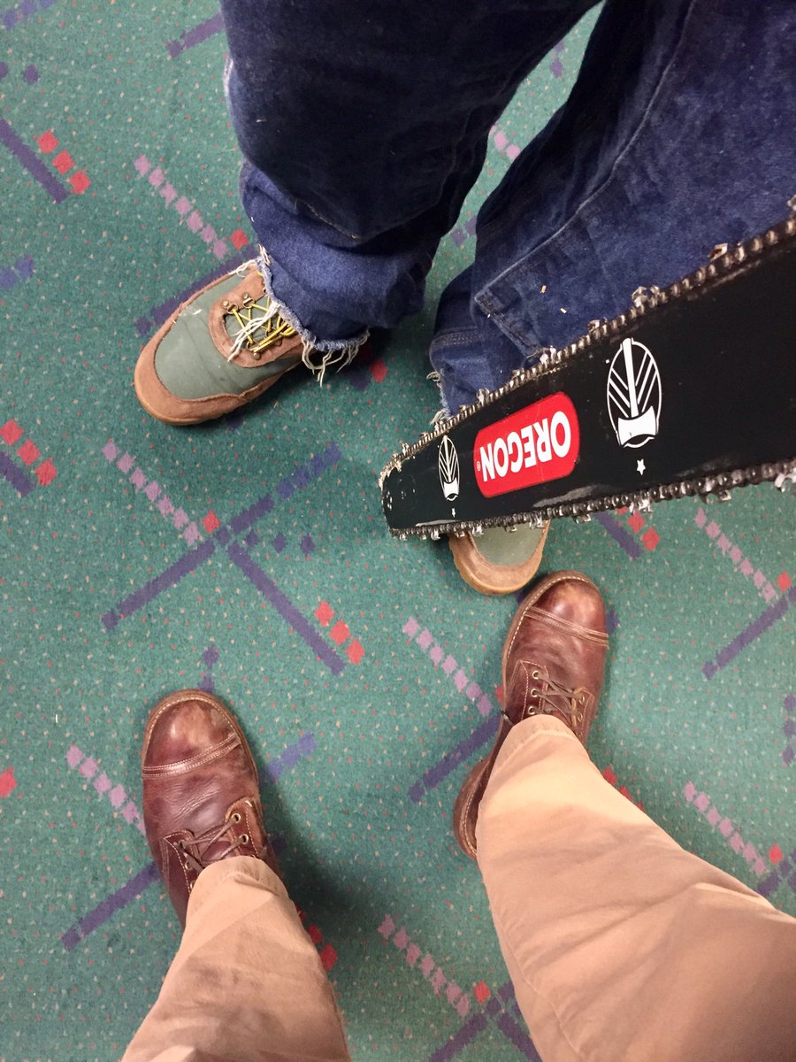 CurtisRobinhold's tweet photo. Saying goodbye to Concourse A at PDX with a Timber Joey carpet selfie. Thanks @TimbersFC #GoodbyeA #pdx https://t.co/8tm6OULq0b