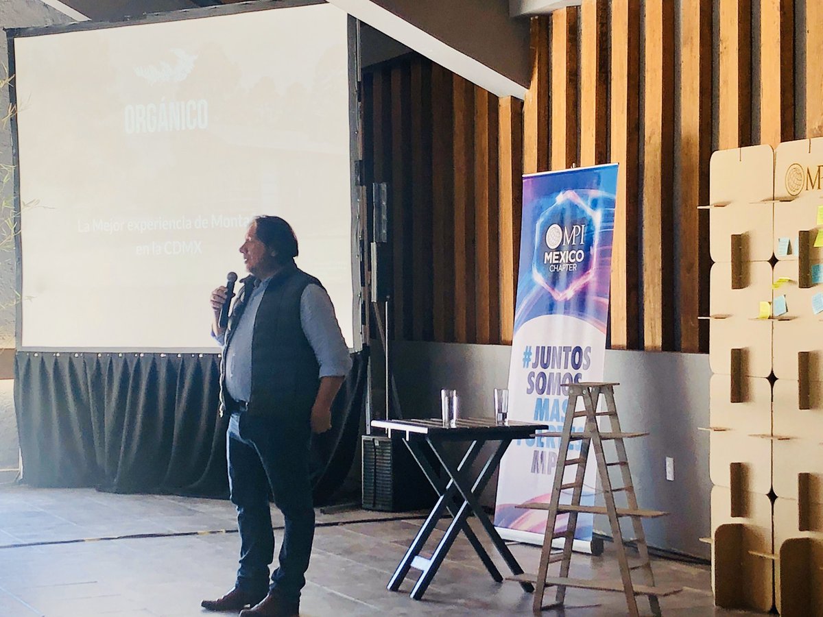 MPI_Mexico's tweet photo. Manuel Barajas, @organicohotelb nos platicó sobre los proyectos de sustentabilidad del hotel, que no solo son en reforestación sino de una #responsabilidadsocial que va más allá con la inclusión, fuentes de empleo y educación. #PartnersMPI #JuntosSomosMasFuertesMPI https://t.co/qXBzP5iBai