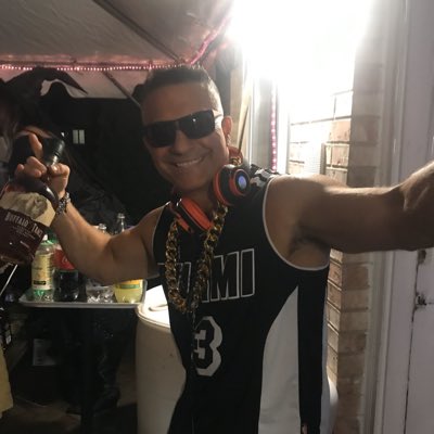 PozzisWorld's tweet photo. #NewProfilePic https://t.co/ZSwTiCdwn6