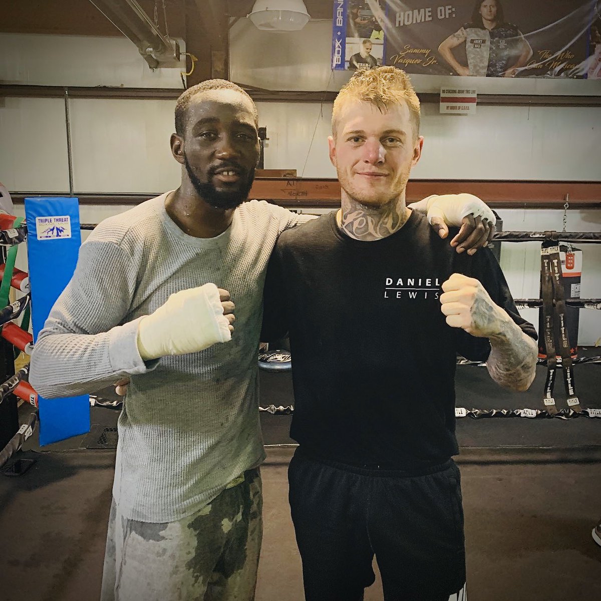 Aus Boxing Com The Haters Will Say It S Photoshop Daniellewisboxa Shortly After Sparring With Former Lineal Light Welterweight Champion Terencecrawford Ozboxing Boxing T Co Eqtjl2l4ut