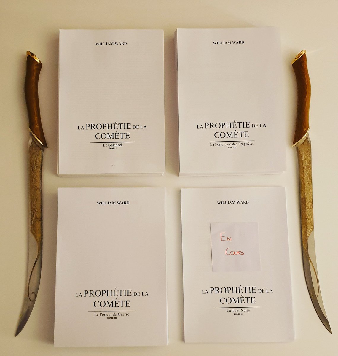 AuteurWard's tweet photo. La saga grandit avec ce quatrième tome en cours d'écriture - les trois autres livres cumulent déjà près de 1800 pages
.
.
#williamwardauteur #williamward #highfantasy #fantasy #laprophetiedelacomete #darkfantasy #roman #romans #inspiration #Fnac #Cultura #Amazon https://t.co/bttbNj8Q3r