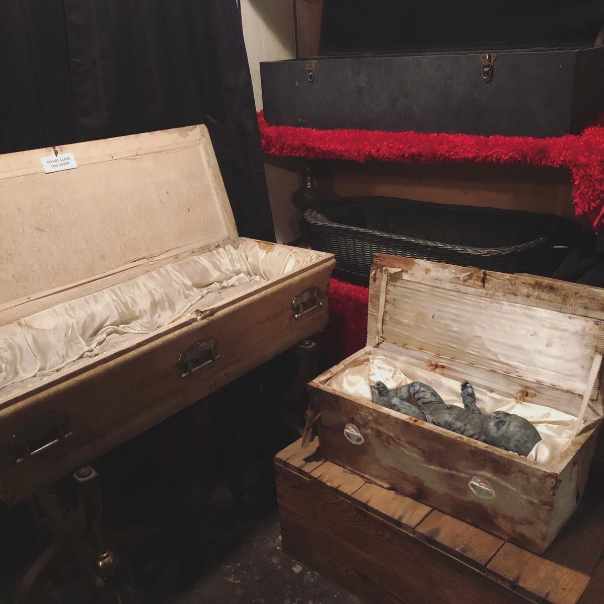 sophluidynamics's tweet photo. #apsdfd Post- Day 4; Seattle Death Museum and Pioneer Square Ghost Tour feat. Seattle Underground dead-end... as it were 💀 #seattle #apsdfd19 #spookedinseattle https://t.co/ApINhXeoLG