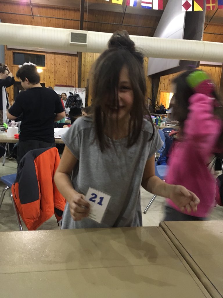 JAG5thGrade's tweet photo. Bad hair day!! https://t.co/gLVwCrTwGN