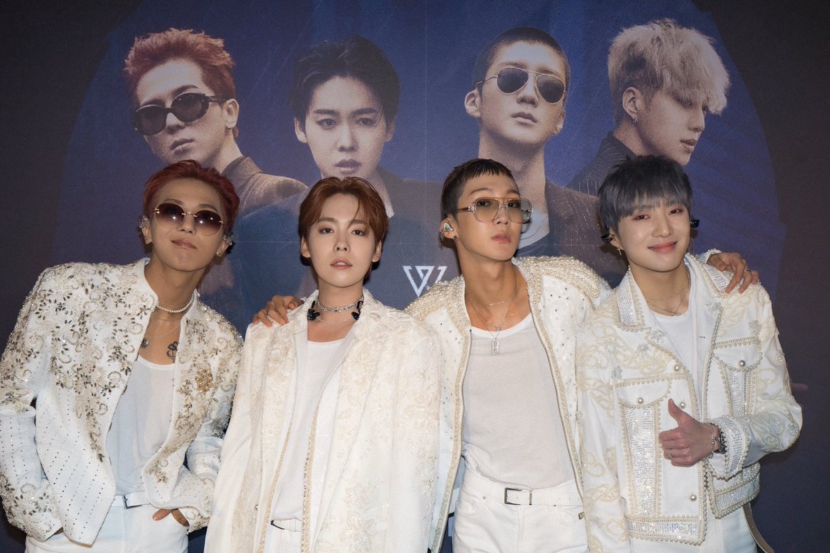 official_yoon_'s tweet photo. Taipei💙👍🏻🙏🏻💪🏻 https://t.co/elYu8DoCfe