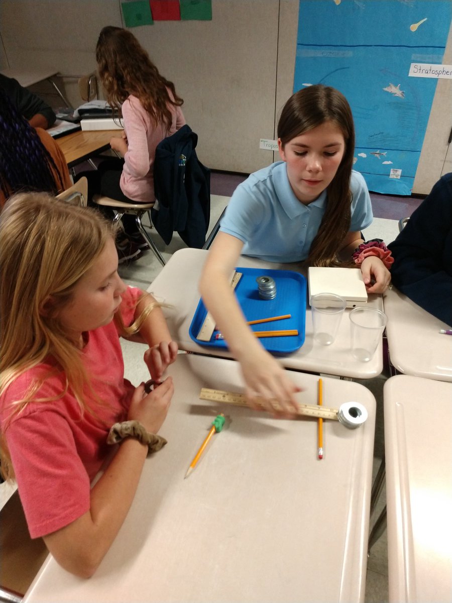 Christina9463's tweet photo. Thanksgiving break or not... teaching must go on! Such a fun day learning about simple machines! #STMS #SaludaTrailWildcats #ScienceIsLife #Vision2020 #OneTeamOneMissionOneRockHill https://t.co/w8CeNdkAz8