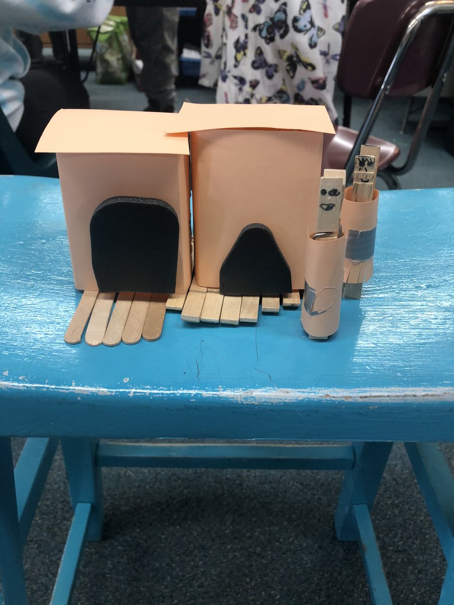 audreyhunter42's tweet photo. Social Studies and Stem=a fun Tuesday! https://t.co/ZwrqtD9pFK