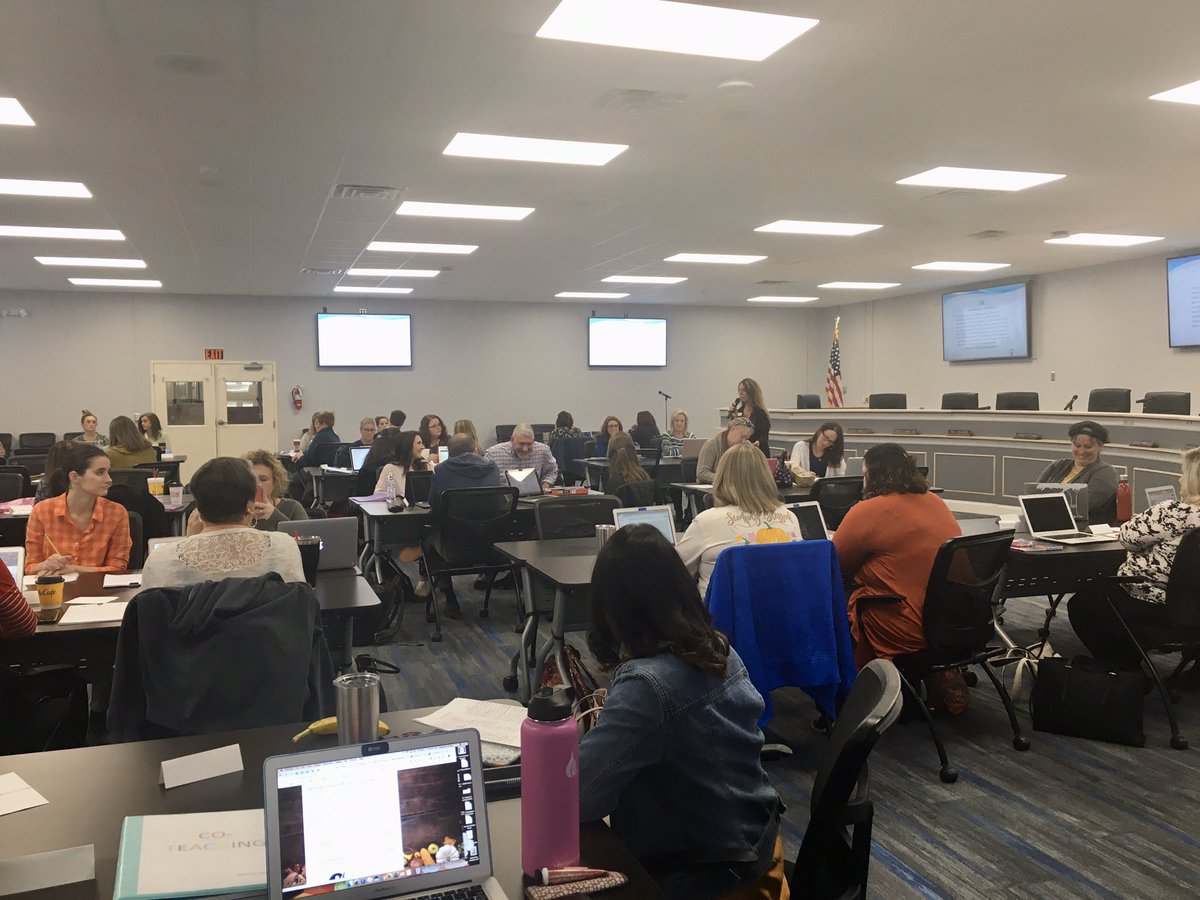 JohnnieDee_'s tweet photo. Co-teaching training in Burke!                                                #ignitelearningbcps                   @Melaniesharpe99                  #NCSIP https://t.co/oUyxfg5HyQ