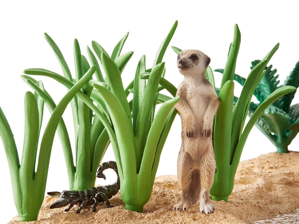 ワイルドライフの『動物達の水飲み場セット』はライオン、シマウマ