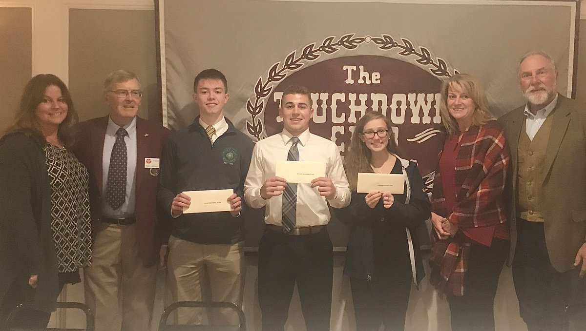 Just wrapped up the 11th Annual Ed Coughlin #PastaBowl. Thanks to <a href="/petebrock/">Pete Brock</a> for firing up the <a href="/ACCougarNation/">AC Cougar Football</a> and <a href="/AHSSpyponders/">AHS Football</a> before their big games on Thursday; and congrats to our senior award recipients: Caroline Buckley, Molly Hankinson, Ryan Browne, and Tyler Callahan!