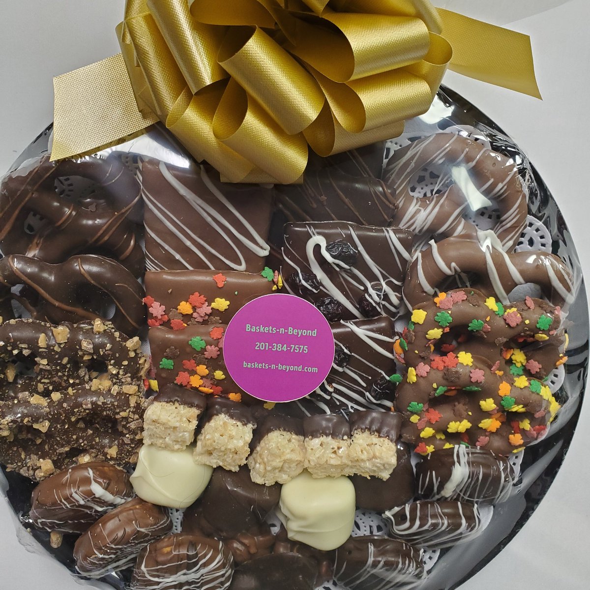 basketcase1993's tweet photo. Looking for some different this holiday? BASKETS-N-BEYOND has just the right gifts and gift baskets.ship nationwide 
https://t.co/EyyxZkmZbT #basketsnbeyond #giftbaskets #newjersey #holiday2019 #holidaygifts #corporategifts #holiday #appreciate #humanresouce https://t.co/TIyP9qCDZZ