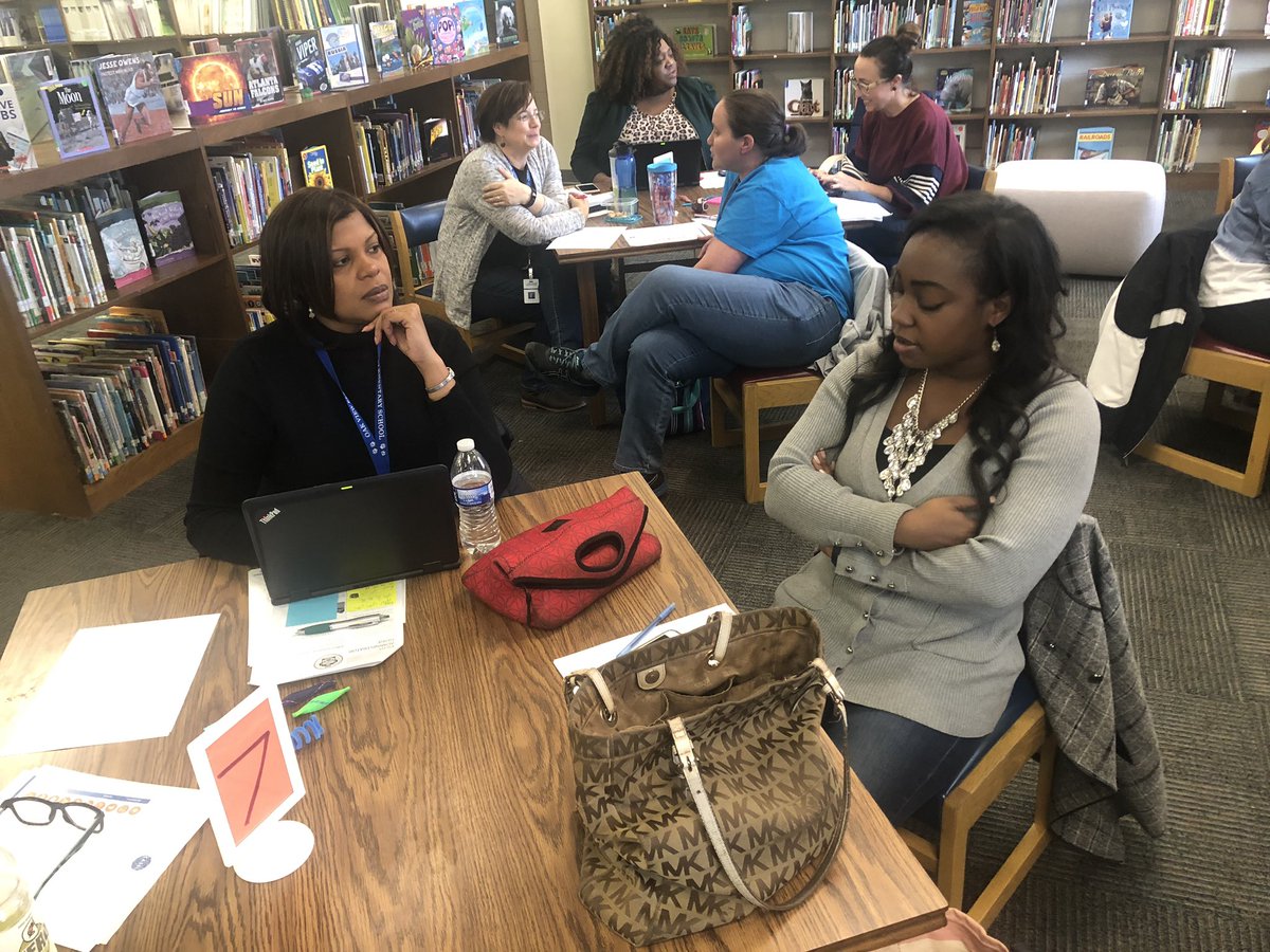 latraylnichole's tweet photo. ❤️❤️❤️ #selfawareness #adultsel #oakviewes #responsibledecisionmaking #implicitbias #values #emotions #identities #awareness #sel #selspecialist❤️ #selmatters https://t.co/UkQepd5BV9