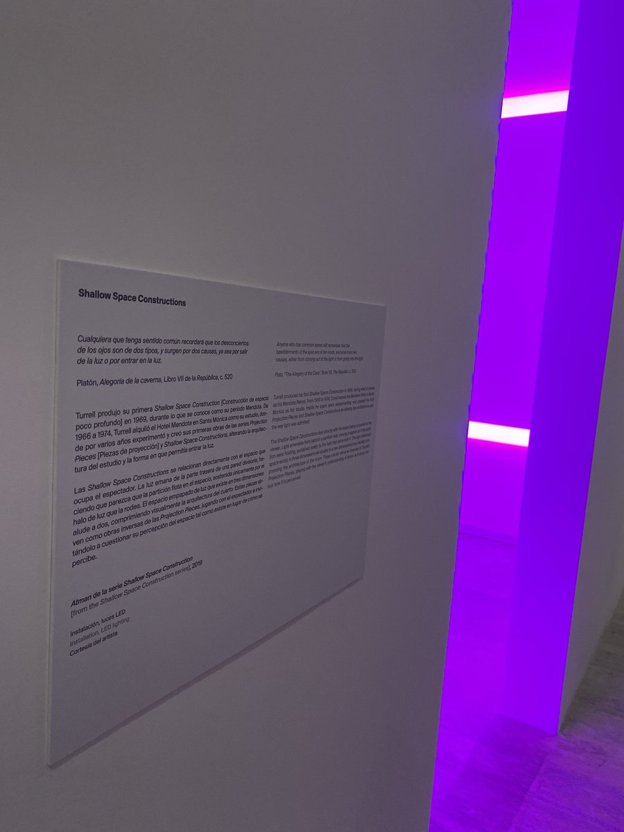 VeroJimenezSal's tweet photo. “Si vas hablar sobre ver... tienes que hablar sobre la luz y no sólo sobre la luz reflejada en la superficie.” James Turrel ✨💫☀️💡 🌕🌈 ... La LUZ, lo que sea que entiendas por ello, IMPORTA... @FundacionJumex #JamesTurrel https://t.co/gNCB5VxwWu