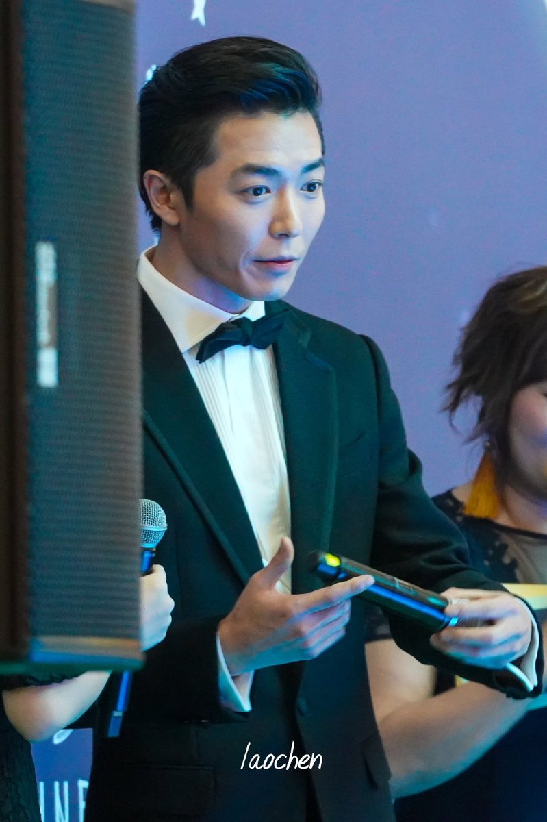 jaeuck_42's tweet photo. 이오빠 너무 귀여워.... https://t.co/R5MlEqezmV