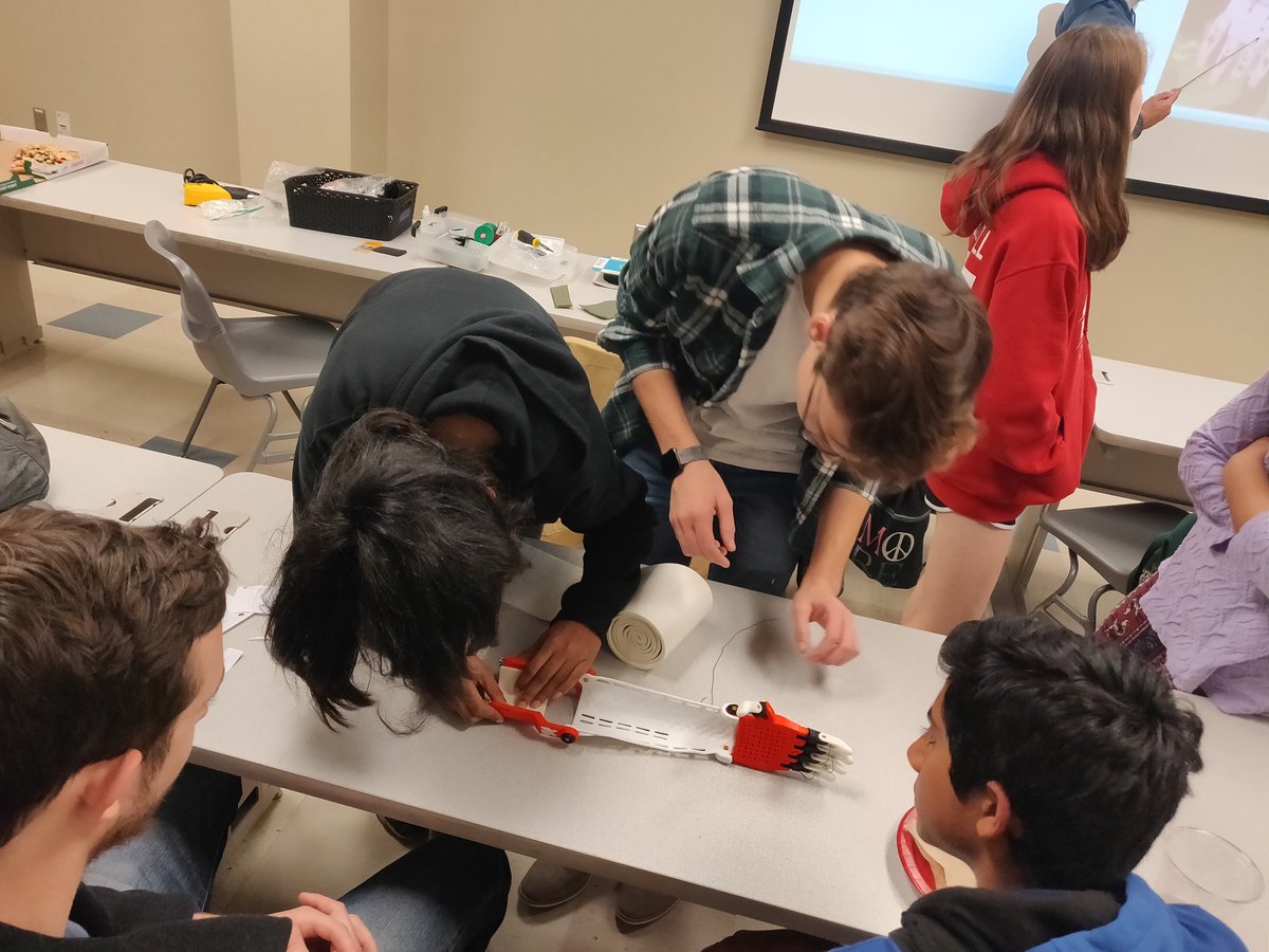 The Helping Hand Project at UNCC tweet media