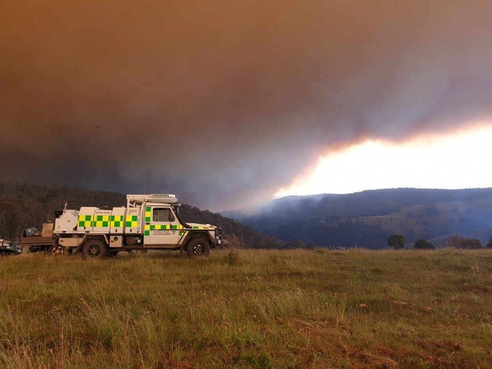 4wdvictoria's tweet image. Multiple Fires Close Parks and Roads in East Gippsland. Please check conditions for the area you wish to visit. fwdvictoria.org.au #parksvic #DELWP #forestfiremanagement #cfa #4x4 #gippsland #ffm #fwd #fwdclub #emergency #victraffic #vicfires